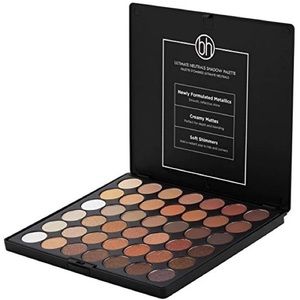 Studio Pro Ultimate Neutrals Palette